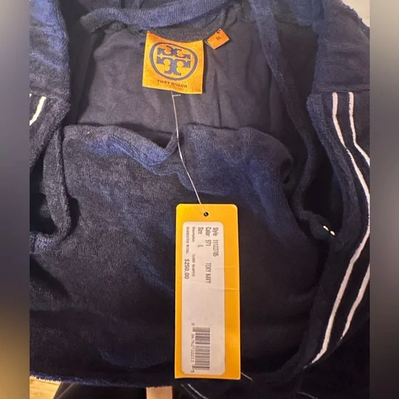 Tory Burch - Picture 5 of 8